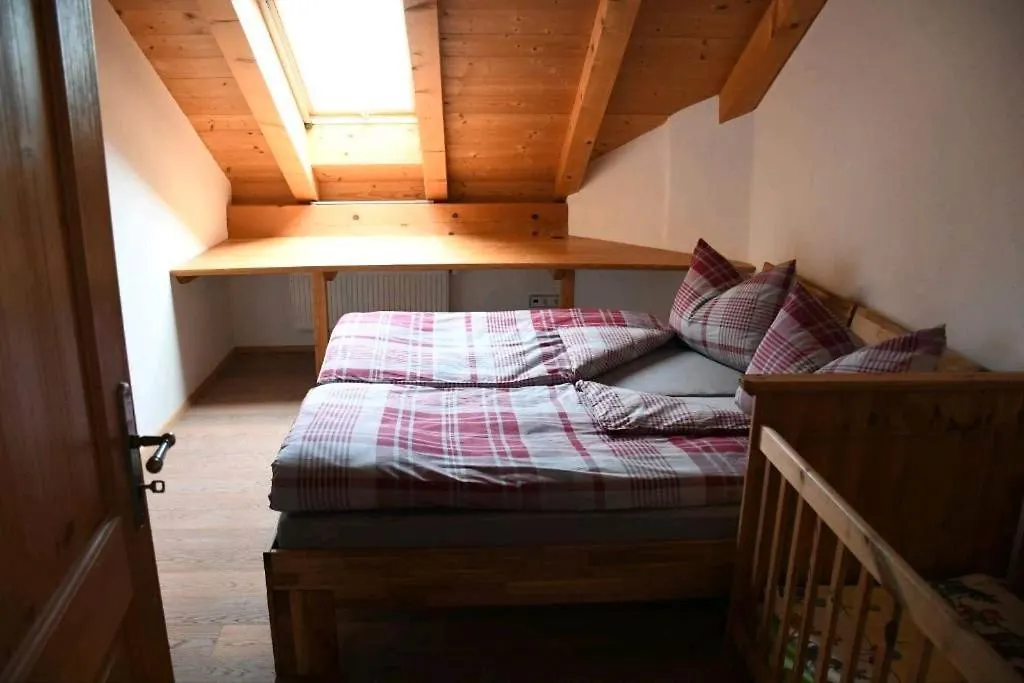 Apartment Ferienwohnung Glueck Saaldorf-Surheim Germany