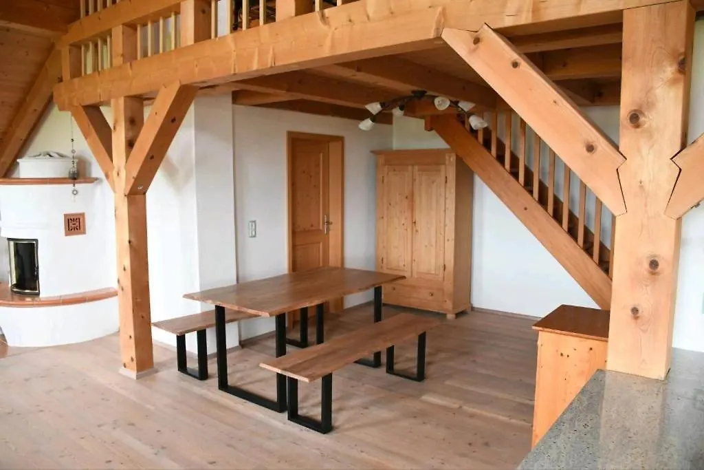 Apartment Ferienwohnung Glueck Saaldorf-Surheim